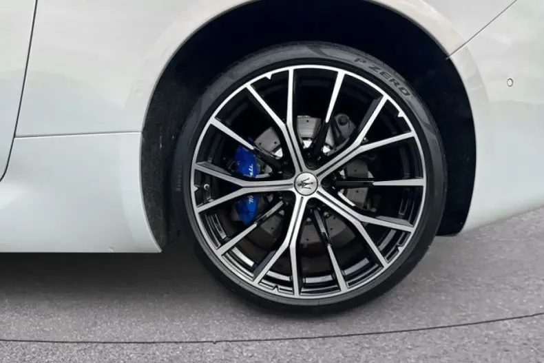 Maserati Granturismo din 2023 cu 22.900 km - oferta MAS182350 - foto 6