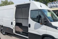 Iveco DAILY din 2024 cu 23.900 km - oferta IVE182354 - foto 11