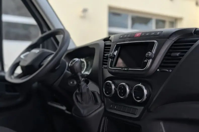 Iveco DAILY din 2024 cu 23.900 km - oferta IVE182354 - foto 14