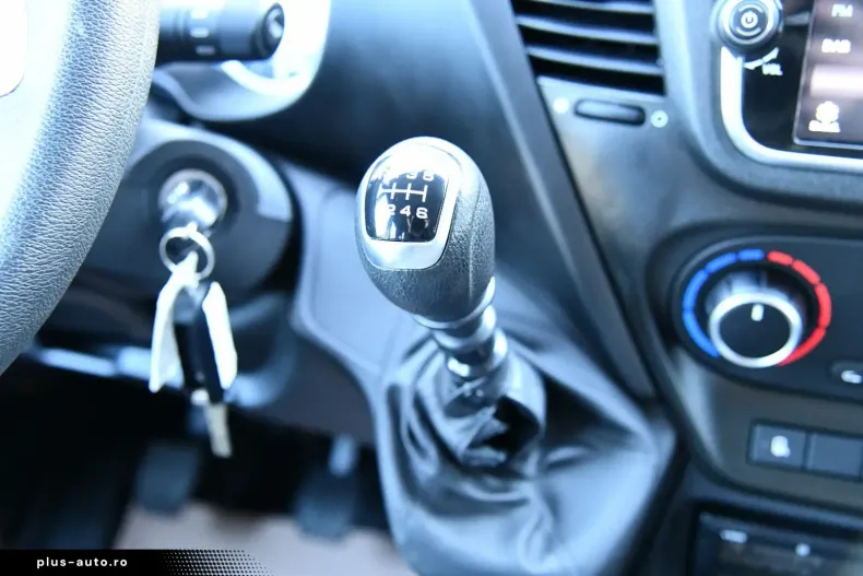 Iveco DAILY din 2023 cu 42.550 km - oferta IVE182355 - foto 18