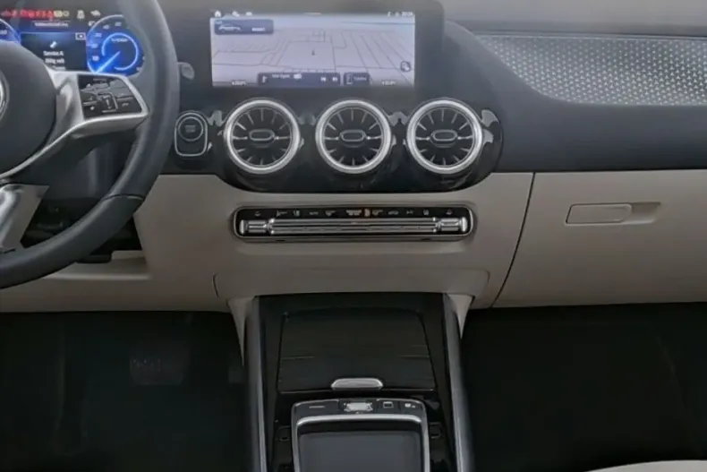 Mercedes-Benz EQA din 2024 cu 19.987 km - oferta MER182358 - foto 7