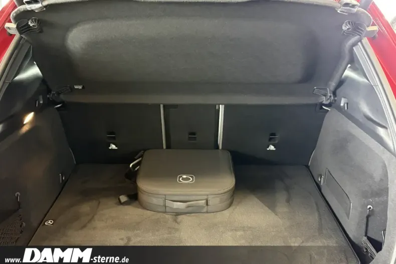 Mercedes-Benz EQA din 2024 cu 12.351 km - oferta MER182359 - foto 12