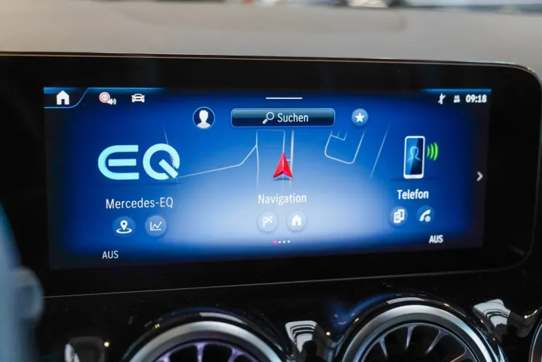 Mercedes-Benz EQA din 2024 cu 11.645 km - oferta MER182362 - foto 20