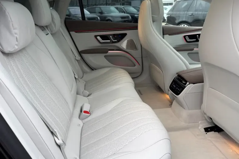 Mercedes-Benz EQS din 2023 cu 19.816 km - oferta MER182364 - foto 10