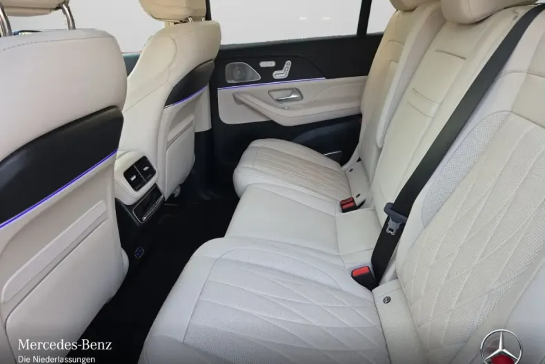 Mercedes-Benz GLS 63 (Clasa GLS) din 2024 cu 33.226 km - oferta MER182366 - foto 9