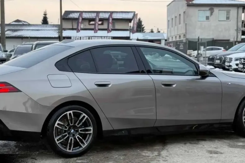 BMW 520 (Seria 5) din 2025 cu 25.000 km - oferta BMW182374 - foto 9