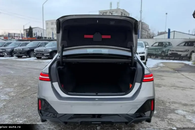 BMW 520 (Seria 5) din 2025 cu 25.000 km - oferta BMW182374 - foto 13