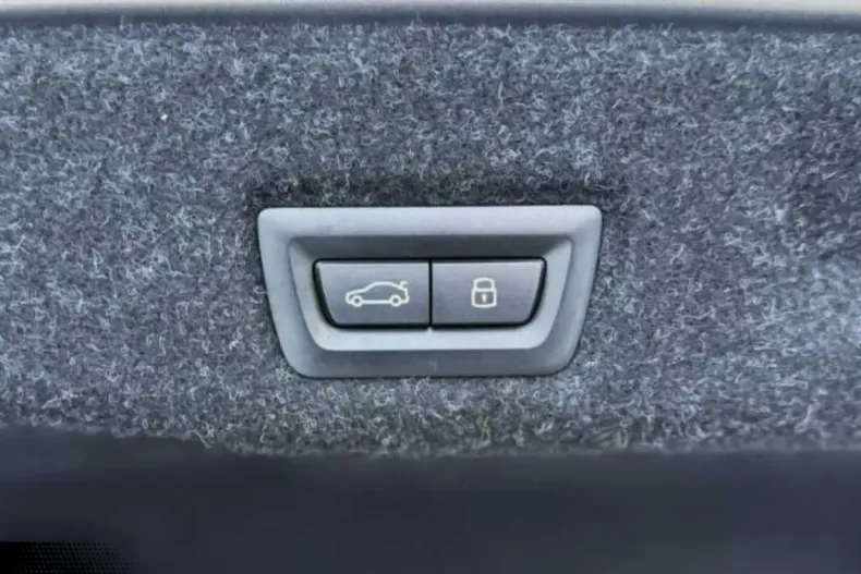 BMW 520 (Seria 5) din 2025 cu 25.000 km - oferta BMW182374 - foto 14