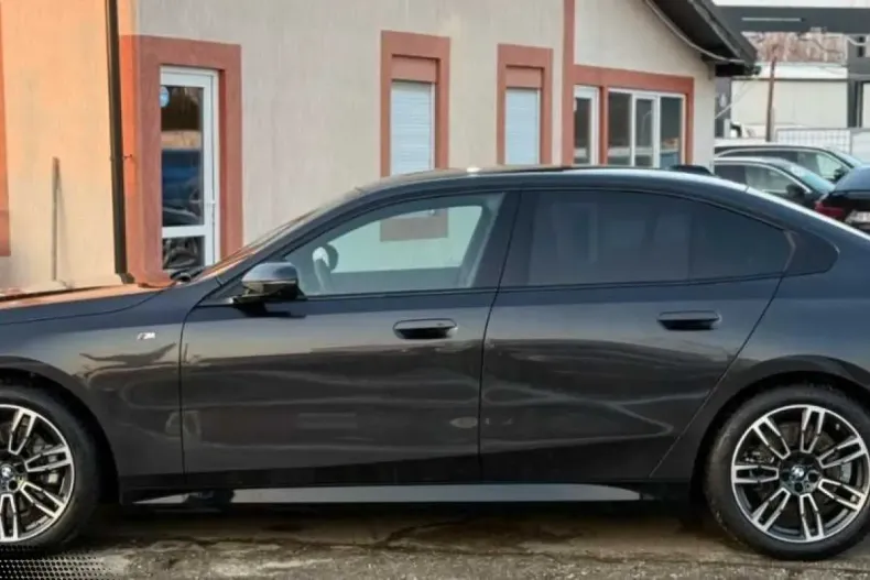 BMW 520 (Seria 5) din 2025 cu 25.000 km - oferta BMW182375 - foto 4