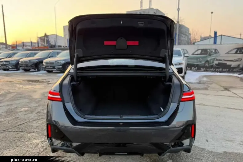 BMW 520 (Seria 5) din 2025 cu 25.000 km - oferta BMW182375 - foto 13