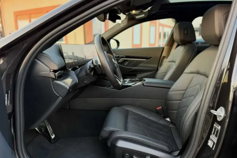 BMW 520 (Seria 5) din 2025 cu 25.000 km - oferta BMW182375 - foto 19