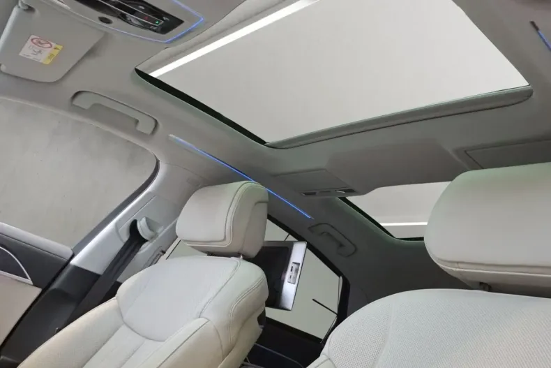 Audi A8 din 2025 cu 53.614 km - oferta AUD182389 - foto 13