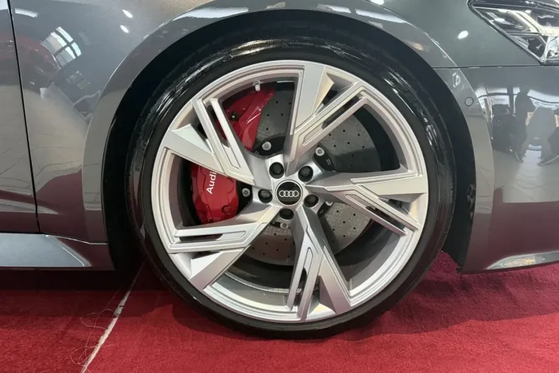 Audi RS6 din 2022 cu 76.150 km - oferta AUD182394 - foto 14