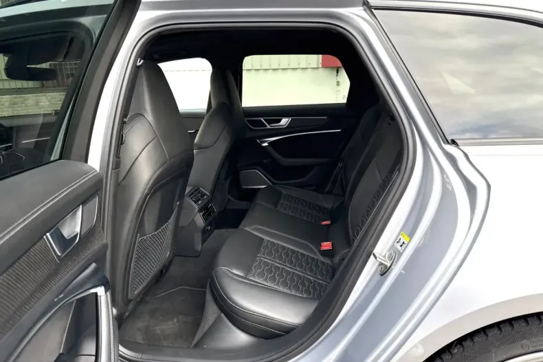 Audi RS6 din 2022 cu 90.000 km - oferta AUD182396 - foto 13