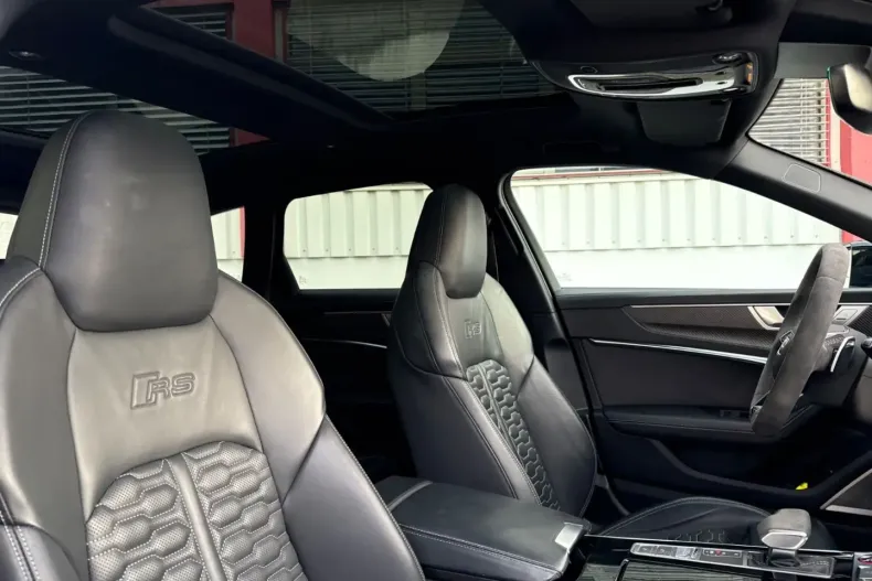 Audi RS6 din 2022 cu 90.000 km - oferta AUD182396 - foto 17