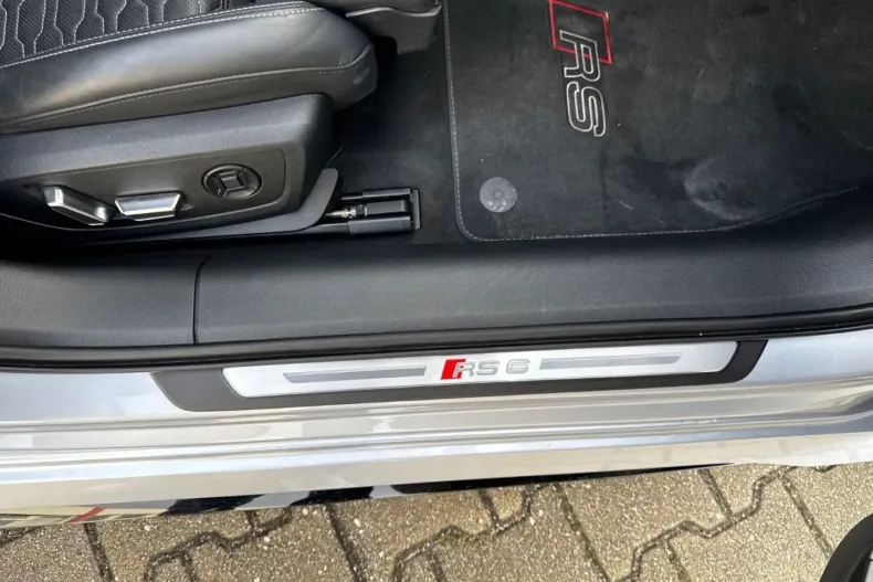 Audi RS6 din 2022 cu 90.000 km - oferta AUD182396 - foto 30