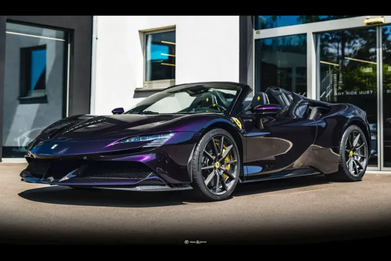 Ferrari SF90 din 2024 cu 3.620 km - oferta FER182400 - foto 1