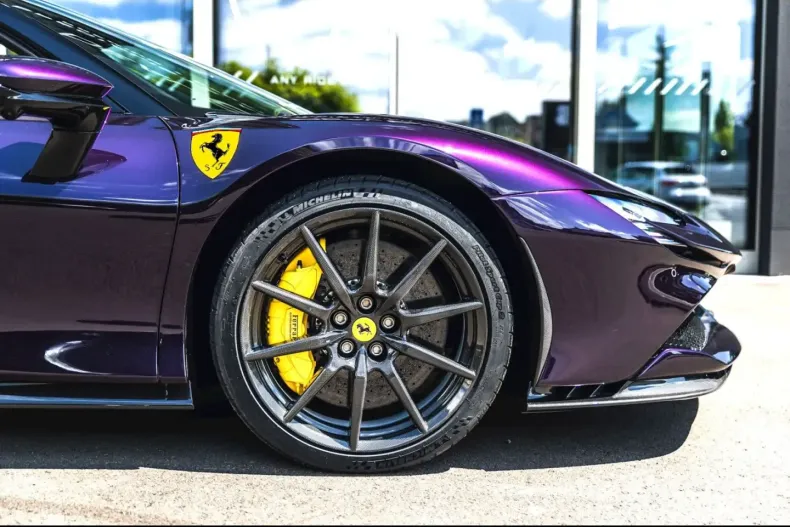 Ferrari SF90 din 2024 cu 3.620 km - oferta FER182400 - foto 8