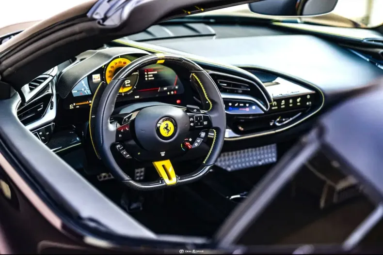 Ferrari SF90 din 2024 cu 3.620 km - oferta FER182400 - foto 12