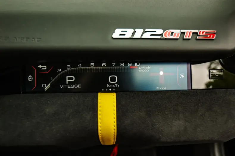 Ferrari 812 din 2023 cu 1.390 km - oferta FER182401 - foto 24