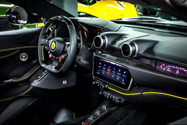 Ferrari Portofino din 2023 cu 2.847 km - oferta FER182403 - foto 22