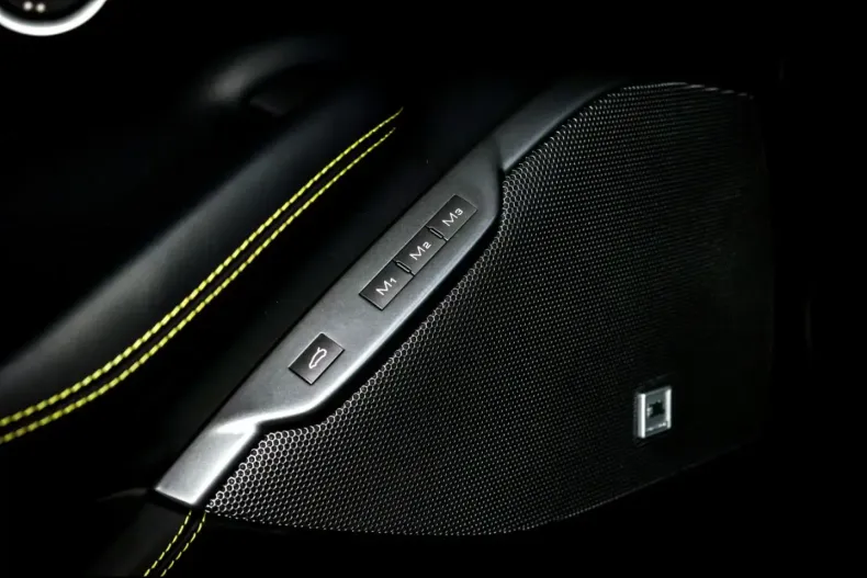 Ferrari Portofino din 2023 cu 2.847 km - oferta FER182403 - foto 28