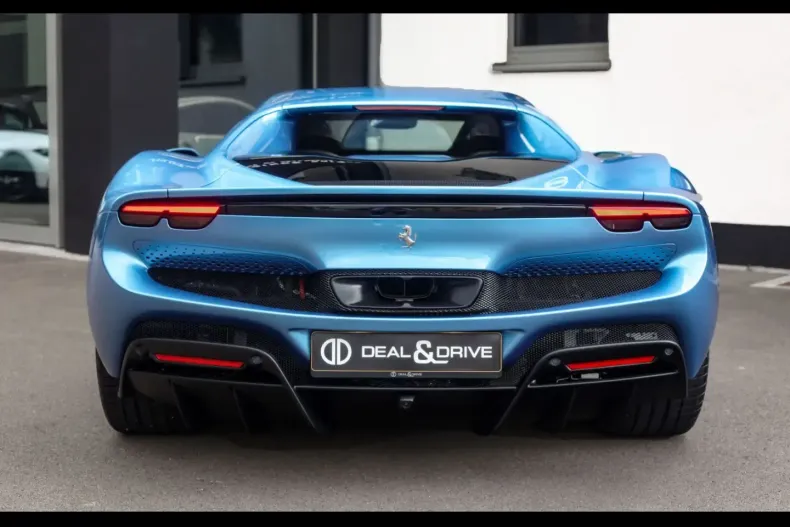 Ferrari 296 GTB din 2024 cu 3.900 km - oferta FER182404 - foto 4