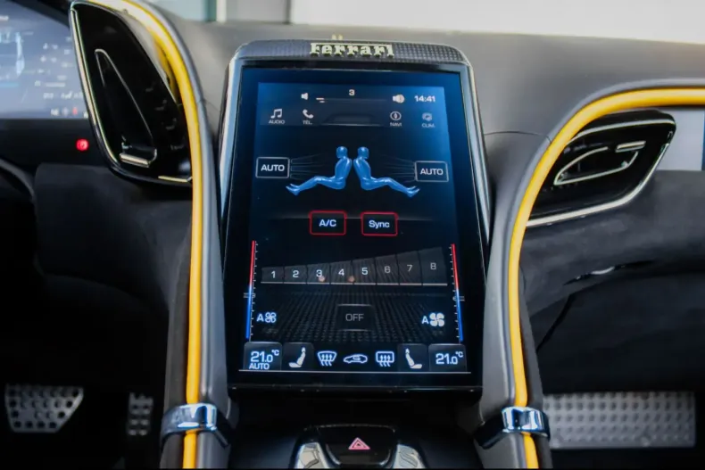 Ferrari Roma din 2023 cu 26.900 km - oferta FER182405 - foto 26