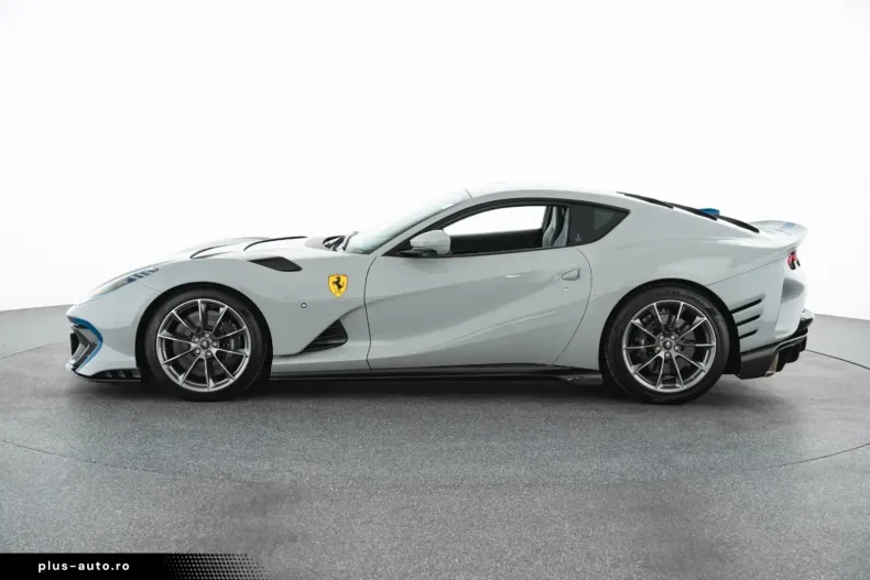 Ferrari 812 din 2023 cu 2.462 km - oferta FER182409 - foto 8