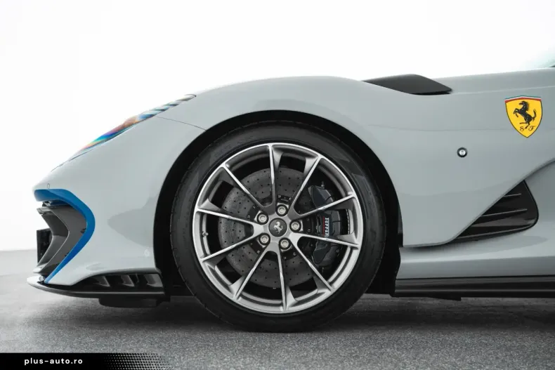 Ferrari 812 din 2023 cu 2.462 km - oferta FER182409 - foto 9