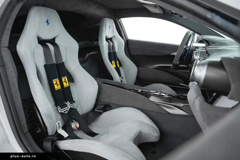 Ferrari 812 din 2023 cu 2.462 km - oferta FER182409 - foto 13