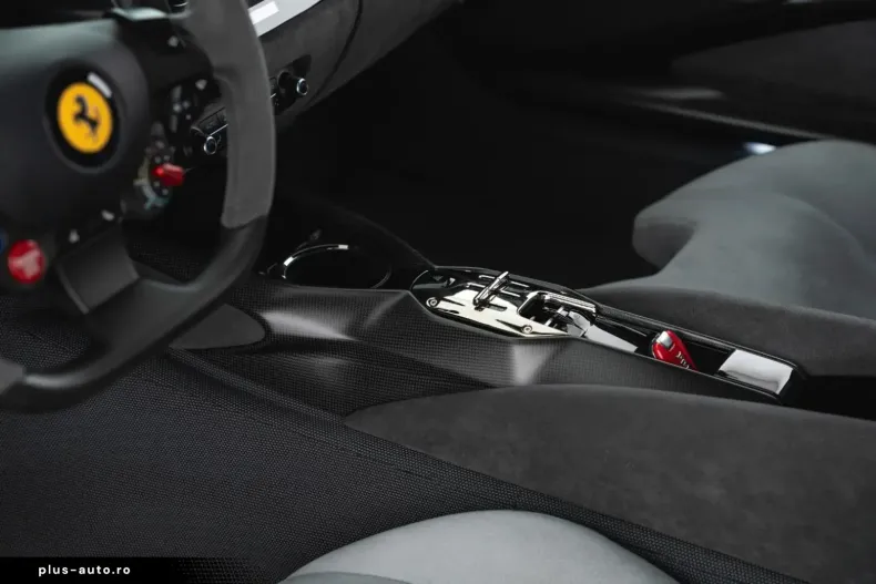 Ferrari 812 din 2023 cu 2.462 km - oferta FER182409 - foto 18