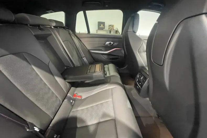 BMW M3 (Modele M) din 2023 cu 19.213 km - oferta BMW182410 - foto 30