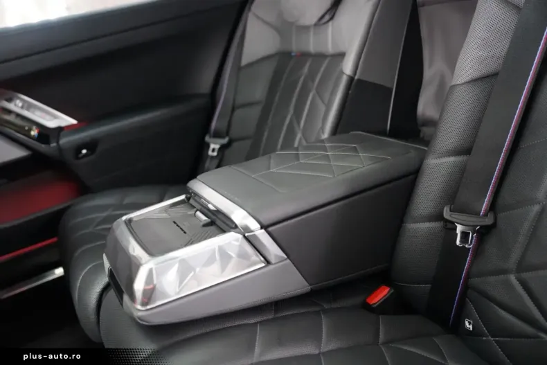 BMW 740 (Seria 7) din 2023 cu 104.000 km - oferta BMW182414 - foto 32