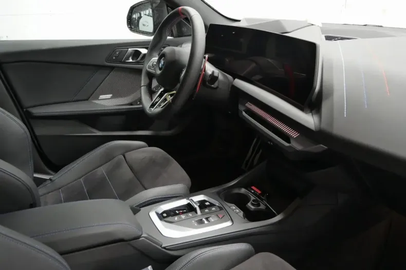 BMW M235 (Modele M) din 2024 cu 1.815 km - oferta BMW182417 - foto 3