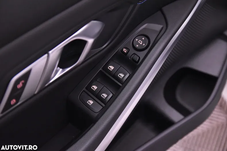 BMW Seria 3 din 2023 cu 43.079 km - oferta BMW182425 - foto 20