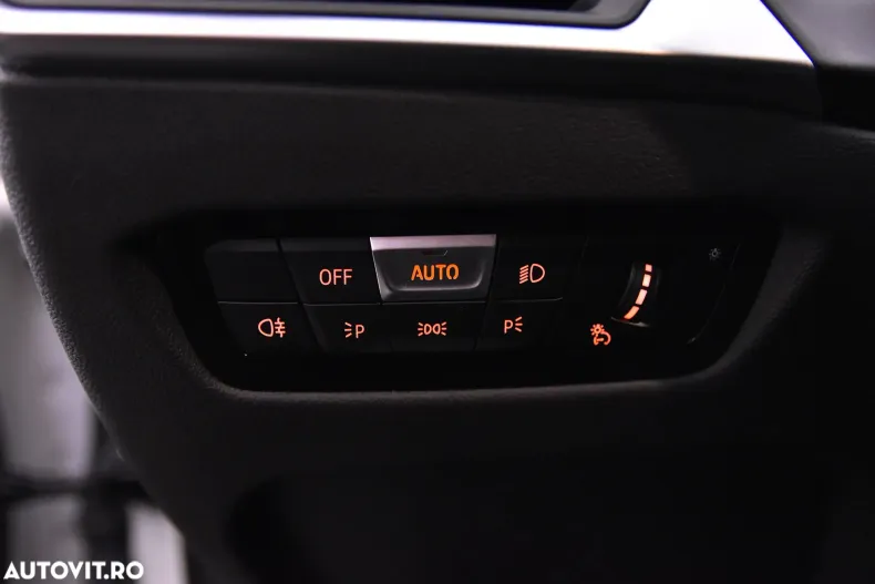 BMW Seria 3 din 2023 cu 43.079 km - oferta BMW182425 - foto 21