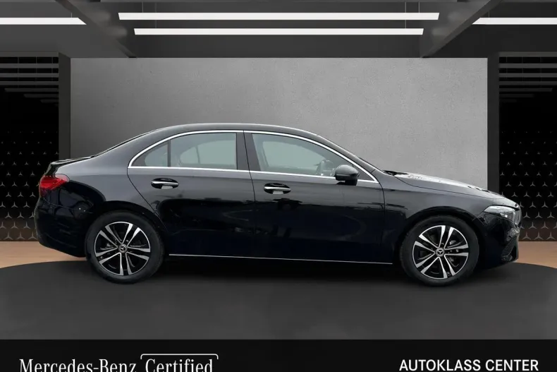 Mercedes-Benz A 180 (Clasa A) din 2024 cu 8.338 km - oferta MER182426 - foto 7