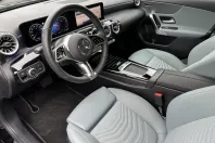 Mercedes-Benz A 180 (Clasa A) din 2024 cu 8.338 km - oferta MER182426 - foto 10