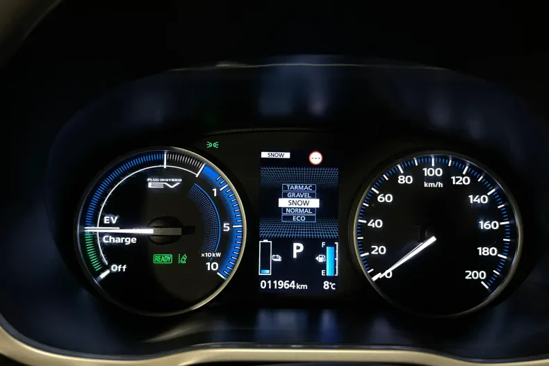 Mitsubishi Eclipse Cross din 2024 cu 11.964 km - oferta MIT182428 - foto 24