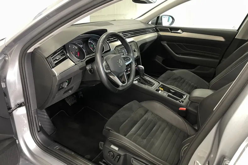 Volkswagen Passat din 2020 cu 24.569 km - oferta VOL182434 - foto 5