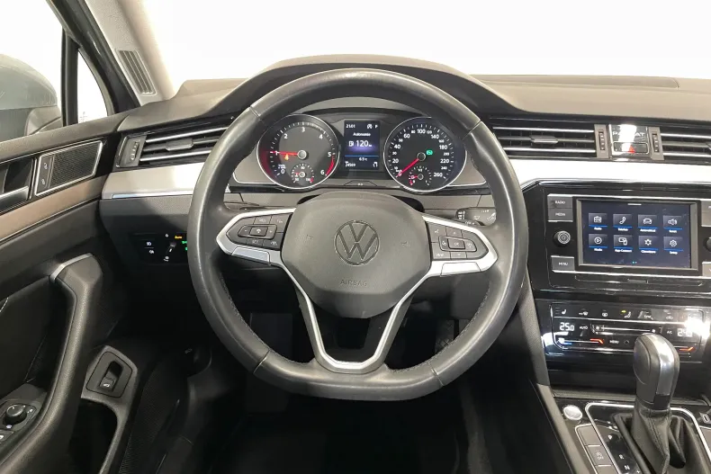 Volkswagen Passat din 2020 cu 24.569 km - oferta VOL182434 - foto 6