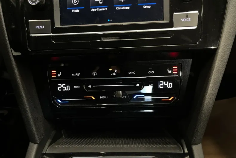 Volkswagen Passat din 2020 cu 24.569 km - oferta VOL182434 - foto 19