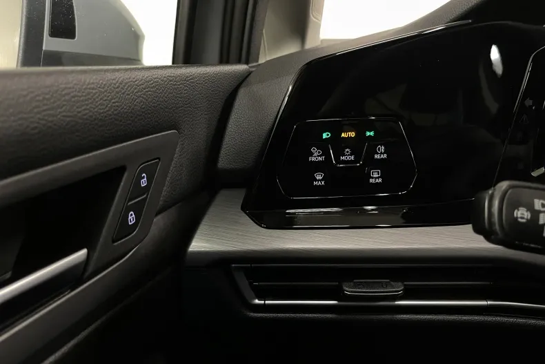 Volkswagen Golf din 2021 cu 130.168 km - oferta VOL182435 - foto 29