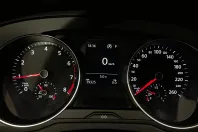 Volkswagen Passat din 2021 cu 39.325 km - oferta VOL182438 - foto 23