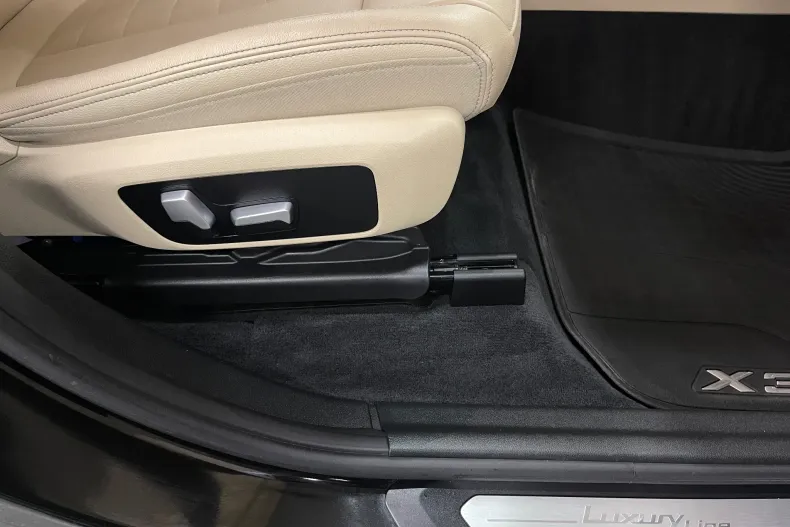 BMW X3 (Seria X) din 2021 cu 127.497 km - oferta BMW182441 - foto 31