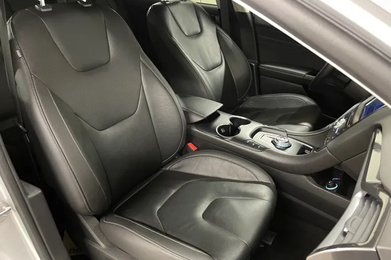 Ford Mondeo din 2020 cu 95.394 km - oferta FOR182445 - foto 10