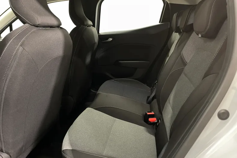 Renault Clio din 2023 cu 45.508 km - oferta REN182450 - foto 11