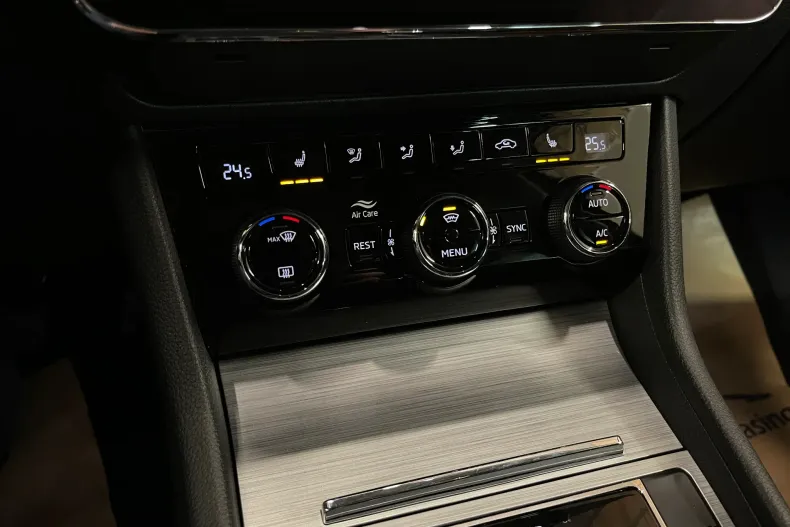 Skoda Superb din 2020 cu 114.153 km - oferta SKO182454 - foto 20