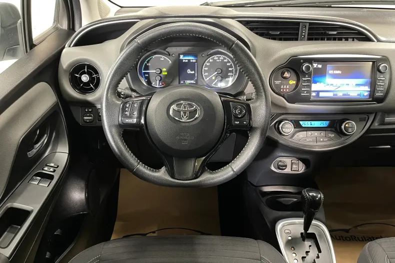 Toyota Yaris din 2020 cu 135.040 km - oferta TOY182461 - foto 6